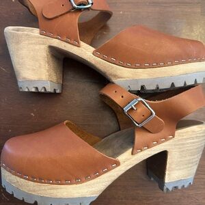 Women's MIA ABBA Clogs